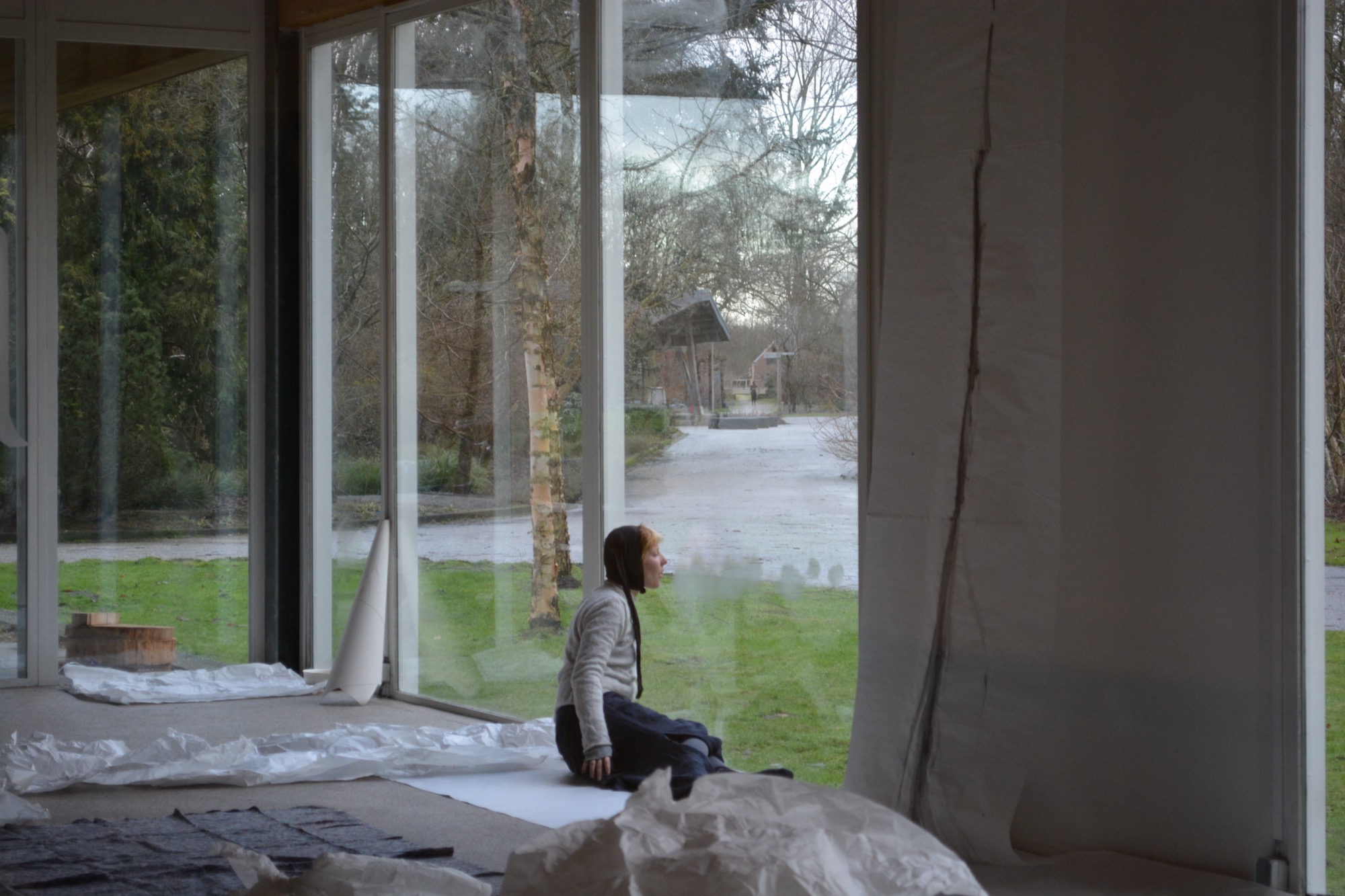 Slow Turning Between Two Lights